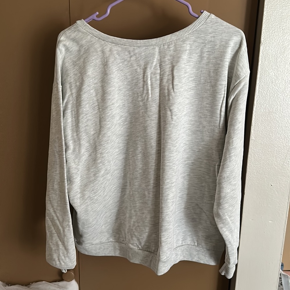 H&M Sweater - Picture 2 of 3